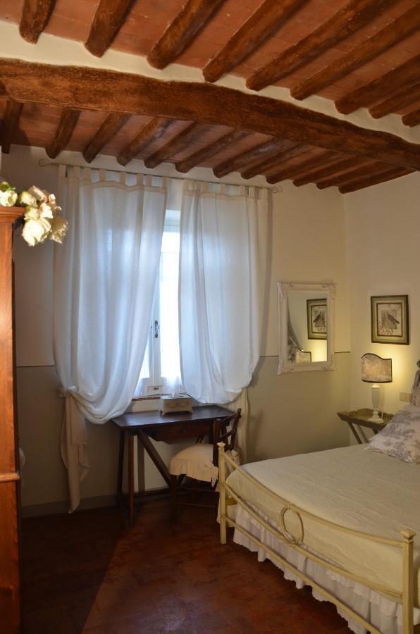 Il Nido Di Anna Hotell San Gimignano Exteriör bild